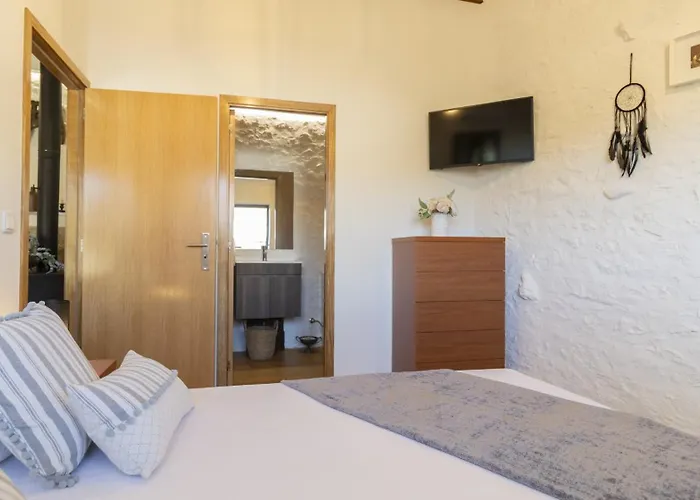 度假居 Quintinha Sao Martinho Luxury 2 Eira With Jacuzzi 孔迪镇