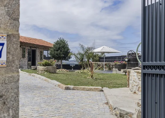 Quintinha Sao Martinho Luxury 2 Eira With Jacuzzi 度假居