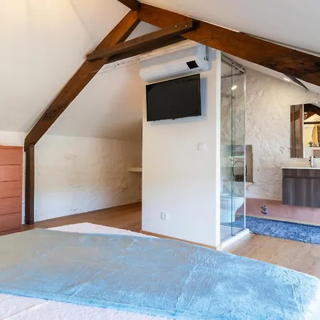 Quintinha Sao Martinho Luxury 2 Eira With Jacuzzi Ferienhaus
