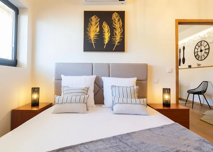 Ferienhaus Quintinha Sao Martinho Luxury 2 Eira With Jacuzzi Vila do Conde