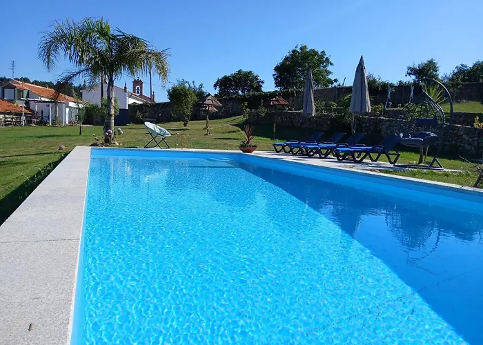Ferienhaus Quintinha Sao Martinho Luxury 2 Eira With Jacuzzi Vila do Conde